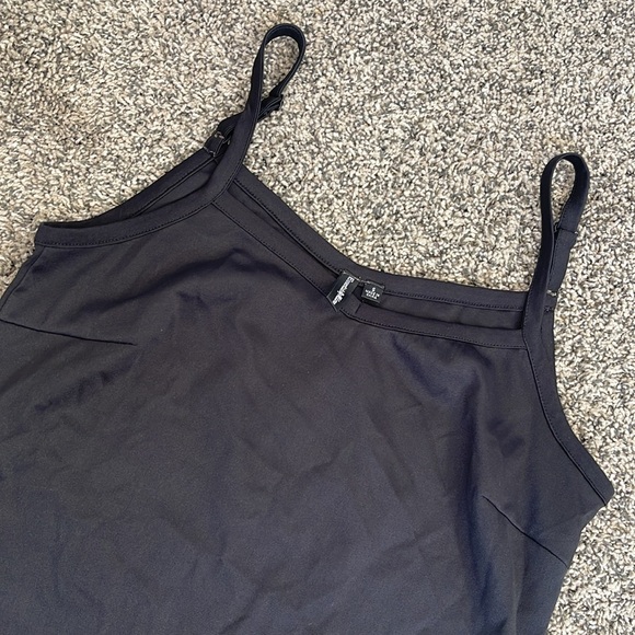 Women’s black tank top with adjustable shoulder straps size small - Picture 13 of 14